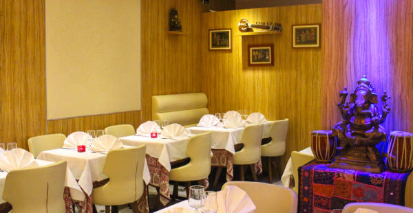 Salle de Restaurant - Gujarat, Montreuil