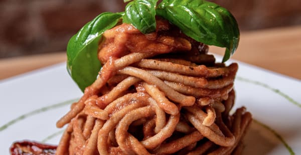 Spaghettoni Pomodoro Bio e Basilico Fresco - Fabbrica Del Grano, Milano