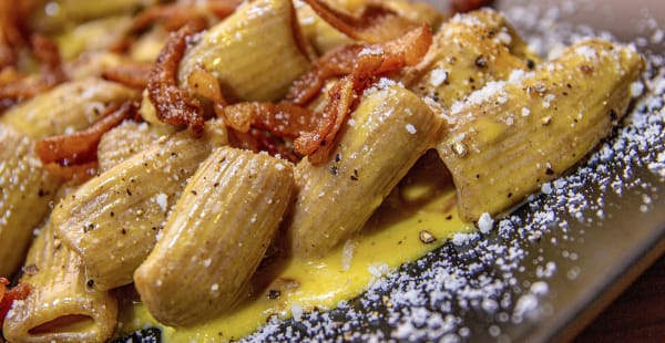 Mezze Maniche alla Carbonara - Fabbrica Del Grano, Milano