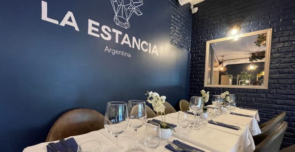 La Estancia Batignolles, Paris