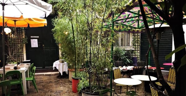 terrasse - Derrière, Paris