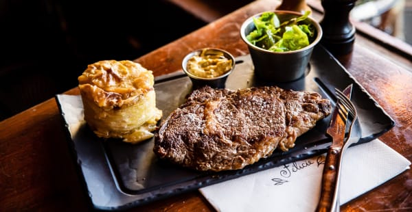 Entrecote de Salers, gratin dauphinois et salade BIO - Félicie, Paris