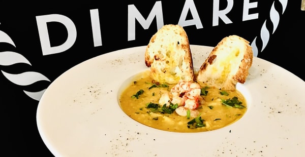 VELLUTATA DI ZUCCA E CECI CON GAMBERI DI MAZARA - Panini di Mare Bistrò & Cucina Milano Ticinese, Milano