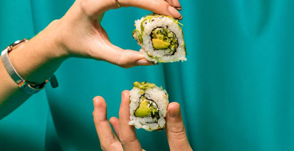 Yoüme Sushi Guinardó, Barcelona