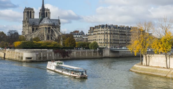 Bateau Croisière - Paris Seine, Paris