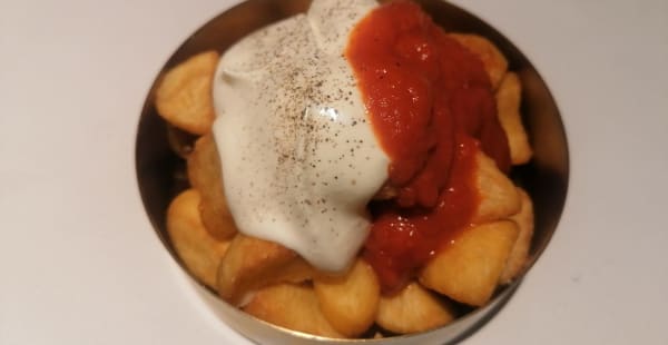 Patatas Bravas - Lona Spanish bar and tapas, Madrid