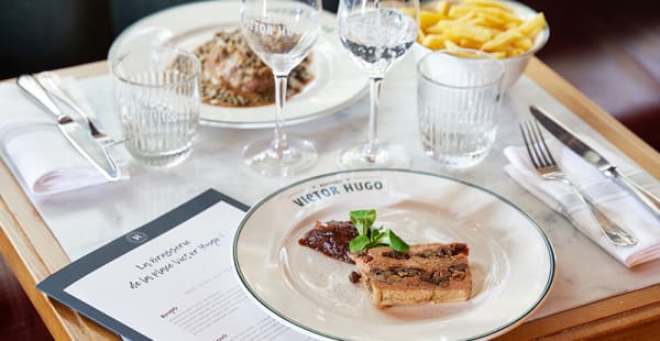 Une cuisine de terroir avec un twist de modernité - Brasserie Victor Hugo Paris, Paris