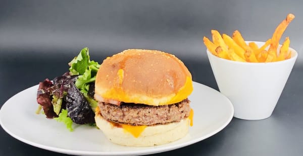 Hamburger francais - Le Petit Marcel, Paris