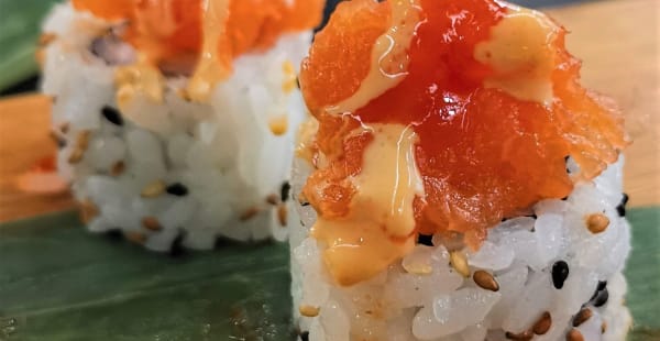 Spicy Salmon - Satoru Sushi Garden, Roma