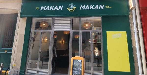 Makan makan, Paris