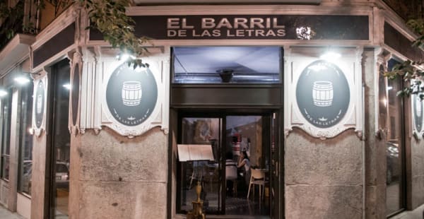 Vista de la sala - El Barril de las Letras, Madrid