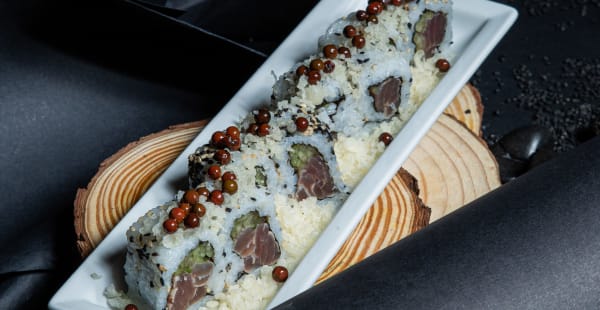 Uramaki tonno scottato e pepe rosa - Lounge Sushi - 100% Italiano, Roma