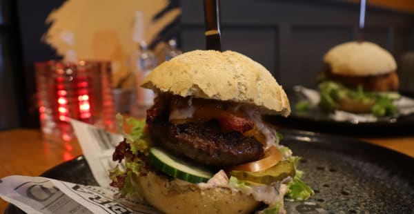 Grand Café Mr. Bakels in Groningen - Menu, openingstijden, prijzen