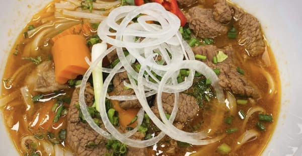 Wooden Fish [REVIEW] – The Clearest Bun Bo Hue in Vancouver