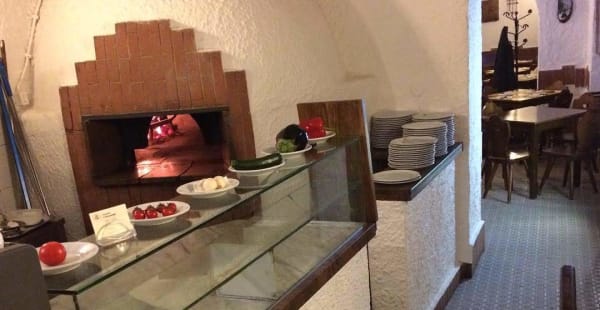 Ingresso con forno a legna - Il Boscaiolo, Roma