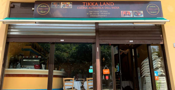 Tikka Land, Milano