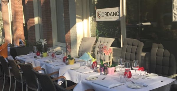 Giordano, Amsterdam