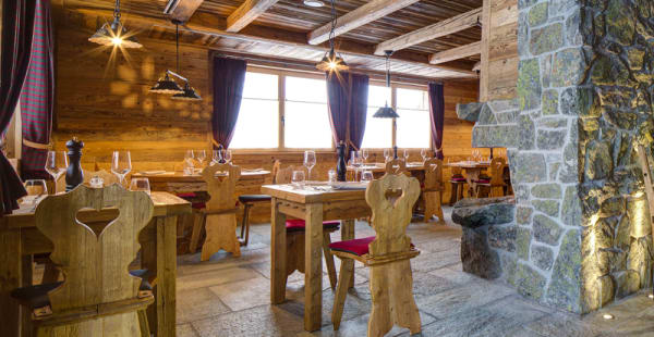 L'Aigle Carnotzet - Hôtel Nendaz 4 vallées, Siviez