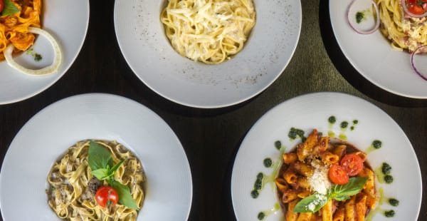 Cacio E Pepe, Paris