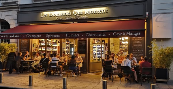 Les Domaines Qui Montent - Montorgueil, Paris