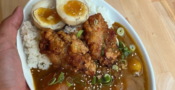 KARE RAISU POULET KARAAGE (japanese curry with chicken) - Yansai Beaubourg, Paris