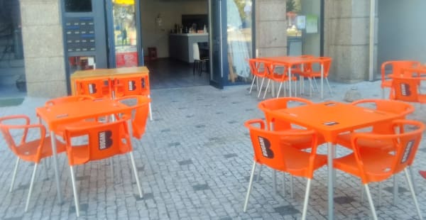 PLAY GAMING LOUNGE, Viseu - Menu, Prices & Restaurant Reviews - Tripadvisor