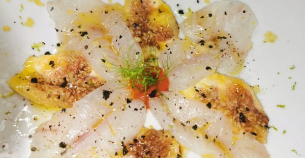 CARPACCIO DI BRANZINO ,FICHI DI STAGIONE  - Sardegna, Roma