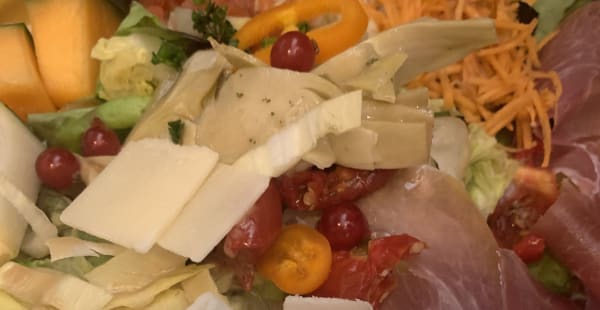 La grande salade "Italienne" parmesan & légumes confits, - L'InfiniThé - Chez Sandrine, Paris