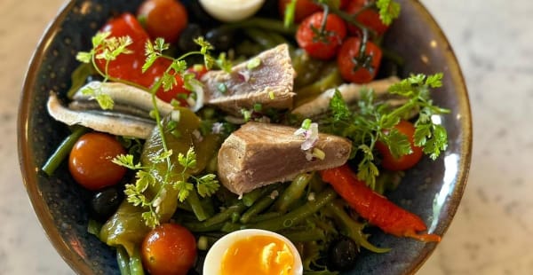 Salade niçoise  - Madame Charles, Paris