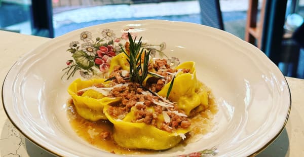 Ravioli al ragù di agnello, carciofi e ricotta  - Vinando, Roma