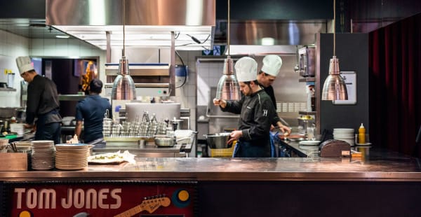 Montreux Jazz Café Genève Aéroport - Arrivées, Meyrin