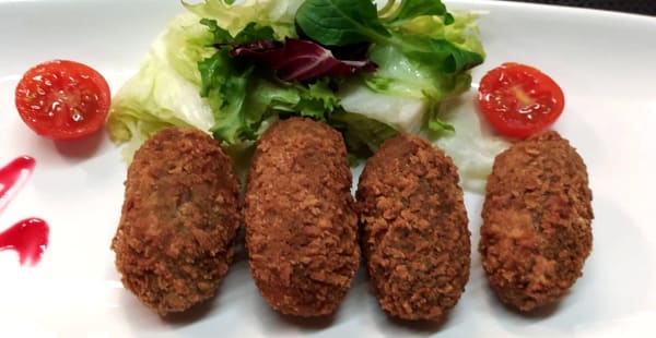 Croquetas caseras - El Racó de les Brases (L'Hospitalet Ll.), L'Hospitalet de Llobregat