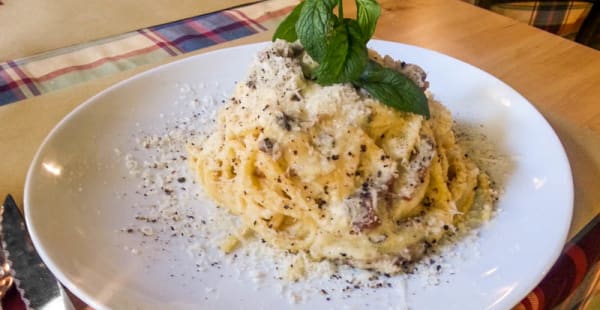 Carbonara - La Pietra Scheggiata, Roma