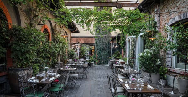 Al Cortile, Milano