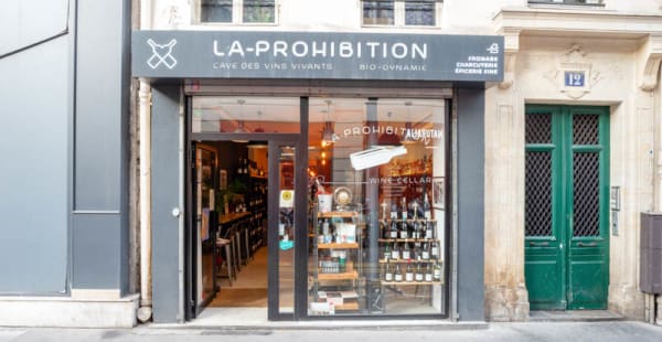 Façade - La Prohibition, Paris