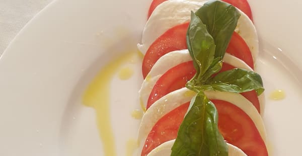 CAPRESE CON BUFALA MOLISANA - La Pancia Felice, Roma