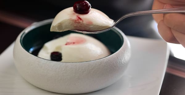 Panna cotta - Visconti Madeleine, Paris