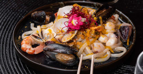 udon wok frutti di mare e bottarga - Sushi&Sound, Milano