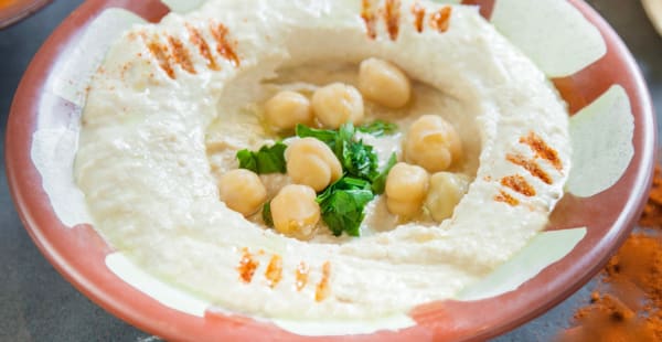 Humus Maison Purée de pois Chiches - Les Cèdres du Liban, Paris