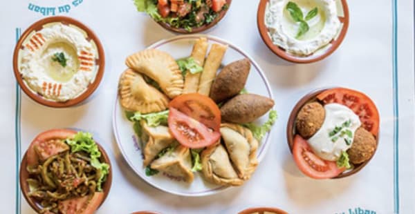 Menu Mézzé simple 2 personnes - Les Cèdres du Liban, Paris