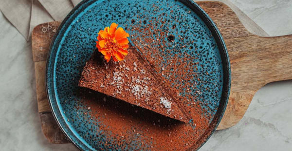 Chocolate and Salt Flower Mousse Cake - Casa Graviola, Lisboa