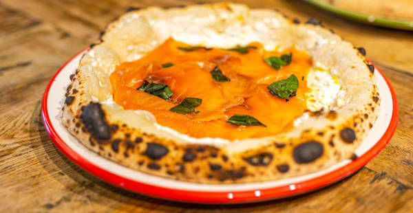 Pizza Salmone - Gusti Gusto, Paris