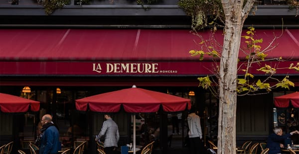 La Demeure, Paris