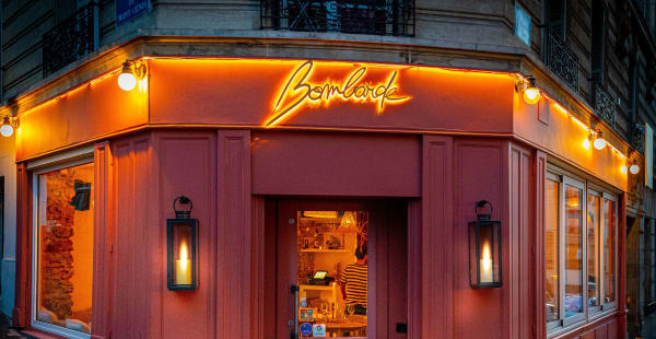 Bombarde, Paris