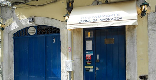 porta - Varina da Madragoa, Lisbon