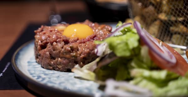 Tartare de Boeuf  - Ô'Cocher     Table et Burger, Paris