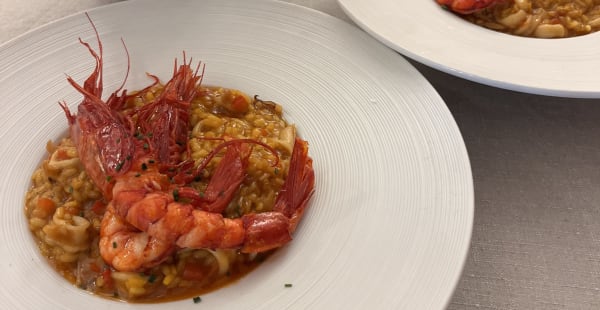 Nuestro arroz con carabineros.  - Palacio de Anglona, Madrid