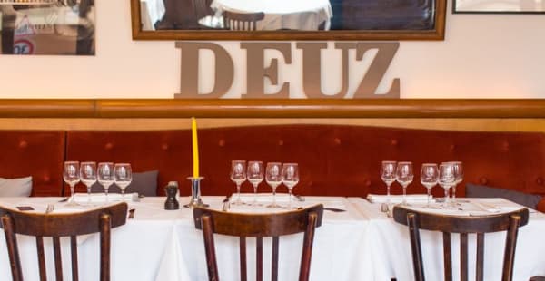 Tables dressées - Deuz Restaurant, Paris