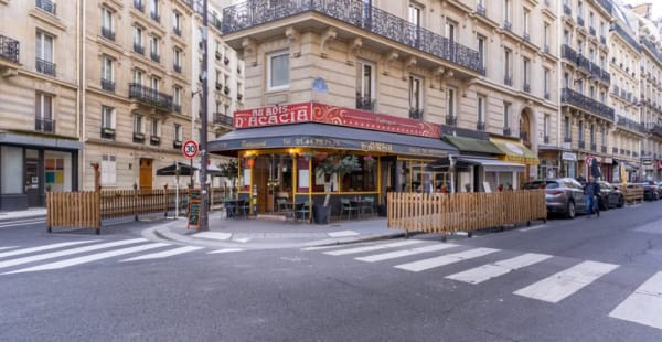 Au Bois d'Acacia, Paris