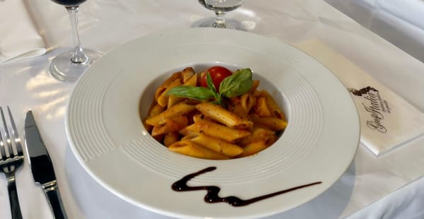 Gusto Italia, Paris